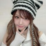Reina Tanaka Instagram - . 普段から顔にラインストーンとか貼りたい。笑 やめとくけどねっ😂 ・‥…━━━☞・‥…━━━☞ #顔のラインストーン #キラキラ大好き #キラキラかわいい