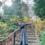 Reina Tanaka Instagram - . 初詣に行った時の服です🍂 おみくじ引いた？？ れーなは吉でした(*^^*) いい事たくさん書いてあった🔖.· ・‥…━━━☞・‥…━━━☞ #れーなこーで #EATME #ワンピース #rady #厚底ブーツ #三つ編み #三つ編みアレンジ