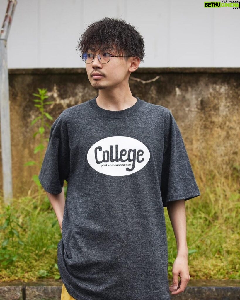 Rekko Instagram - college og logo t shirt 裂固提案カラー本日よりcollege on line shopにて販売開始です！ ¥3960とお手軽なので是非覗いてみてください！🙌 👕 @college_gf 📸 @ohsnaps1996 #college #ohsnaps
