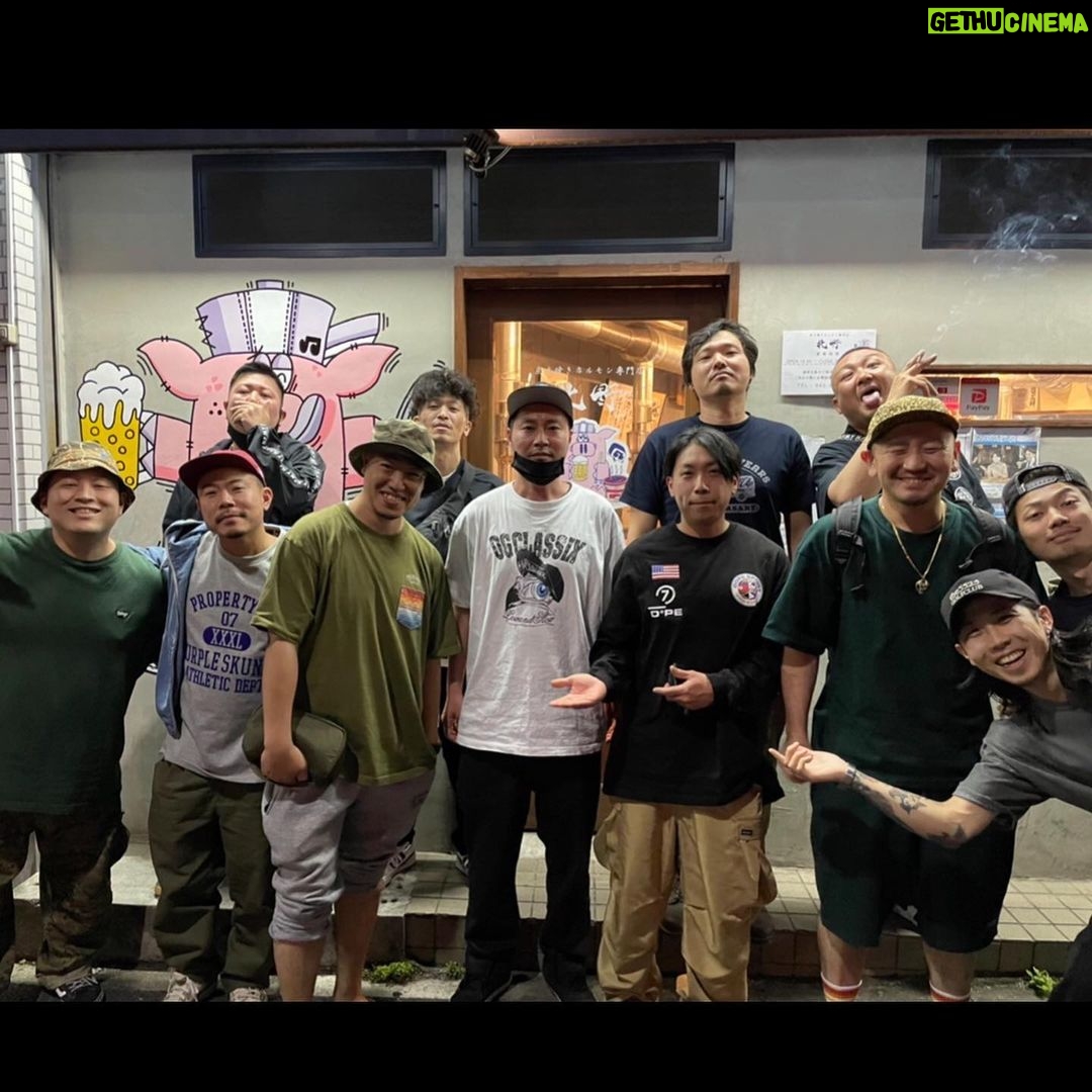 Rekko Instagram - 後日談となりますが2週連続HIKIGANESOUNDリリースパーティー改めて本当に有難う御座いました!🙏 岐阜柳ヶ瀬のBLOCKにお越しのお客様と毎度馴染みの演者、会場スタッフの皆様、 憧れのICEBAHN御四方とDJMINOYAMAさん、横浜のclean upでお会いした演者の皆様含め暖かく迎えてくれたお客様、全てに感謝感激雨霰で御座います!🙏🙇♂️ @ice_bahn @djminoyama 蔓延防止対策により溜まりに溜まったエネルギーが一気に放出され、どちらのパーティーもフロアに愛が満ち溢れておりました!🔥 また絶対に弥栄しましょう!🍻
