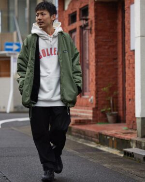 Rekko Instagram - 👕
@college_gf 
📸
@ohsnaps1996 

#collage 
#ohsnaps