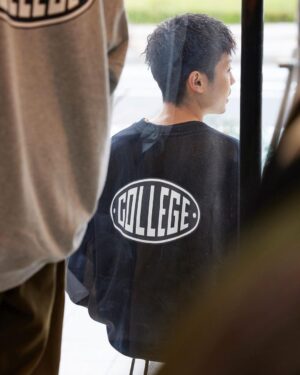 Rekko Instagram - 👕
@college_gf 
📸
@ohsnaps1996 

#collage 
#ohsnaps