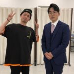 Rekko Instagram - 昨夜放送の「華大さんと千鳥くん」のクセ客大喜利というコーナーでラッパークセ客として出演させて頂きました！🙌 華丸大吉さんも千鳥さんも千原ジュニアさんも大ファンやったからまさかのメンバーの前でフリースタイルさせて頂いて大緊張&感謝感激でした！🙏 自分に向かってプロに大喜利して頂くという経験も含めて幸せな経験でした！普通にめっちゃ笑ってしまった！🙇‍♂️ 隣のDOTAMAさんはずっと無反応笑 LUNAさんとも久し振りに会って元気頂きました！🙏 chelmicoさんの曲も大好きで聴いてたから共演できて大分嬉しかった！🔥 ありがとうございました！🙌 大感謝！ #華大さんと千鳥くん