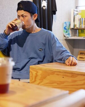 Rekko Instagram - 👕
@college_gf 
📸
@ohsnaps1996 
☕️
@takurocoffee 

#collage