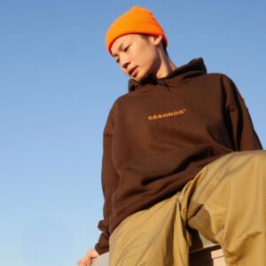 Rekko Instagram - 68&brothersより私
裂固提案カラーのパーカーがZOZOTOWNで販売開始されました！！ https://zozo.jp/shop/68andbrothers/goods/52039680/?did=84017703&rid=1203

ボディーはブラウン☕️
ロゴに好きな色のオレンジ🍊
で提案してみました！
超お気に入りやし着まくる！🔥
みんなも一緒に着ような！！ #68andbrothers 
#zozotown