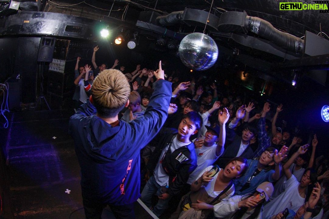 Rekko Instagram - 改めてFAVORITE×SHUTTERCHANCE GADORO 「リスタート」release tourお越し頂いた皆様誠に有難う御座いました!🔥 終始PEACEな雰囲気で楽し過ぎました! 来てくれたお客様にもGADOROさんHITOSHIさん出てくれたキャストの皆様に感謝感激雨霰です! また最高なイベント打てる様精進致しますのでFAVORITEとSHUTTERCHANCEこれからもよろしくお願いします!🙌 📸 @ikechannn1012 @yanagase_block @favorite_a220 @ayachun2 #FAVORITE #SHUTTERCHANCE #GADORO #YANAGASEBLOCK