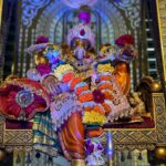Remo D'Souza Instagram - #ganpatibappamorya🙏🙏🙏🙏 #rdcharaja @lizelleremodsouza