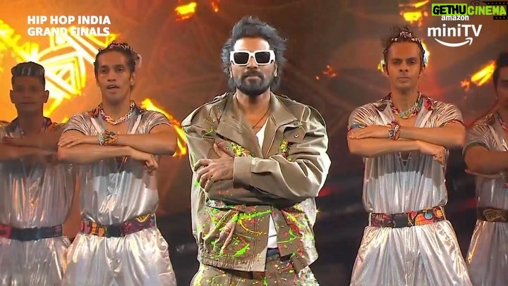 Remo D'Souza Instagram - Here’s the full act :) @amazonminitv @framesproductioncompany @binny_j4482 and team 🙏. #rdteam @denishhamirani @prachityagi @avibarman1146 @neerajnavare @lizelleremodsouza @karan_jambhale @irfanshaikh_hair_11.11