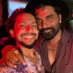 Remo D'Souza Instagram - Memories With the Boss @remodsouza sir! 😎❤️ You have always been an inspiration to many and to me as well and I feel lucky to be a part of this project. There So much of positivity and warmth around you. So much to learn from you and apply while working. I think the words, aren’t enough to explain how it feels with you, in general and on set, one has to just experience and I’m grateful, I got that opportunity. Sir, Thank you so much for everything. ❤️🤗 @rahuldid sir, thank you once again for giving me the opportunity and pushing my limits. Hugs ❤️🤗 Thank you so much for making me the part of #teamRD Much love and gratitude sir! 🙏🏼🤗❤️✨ #remosir #love #gratitude #bossman #boss #remodsouzasir