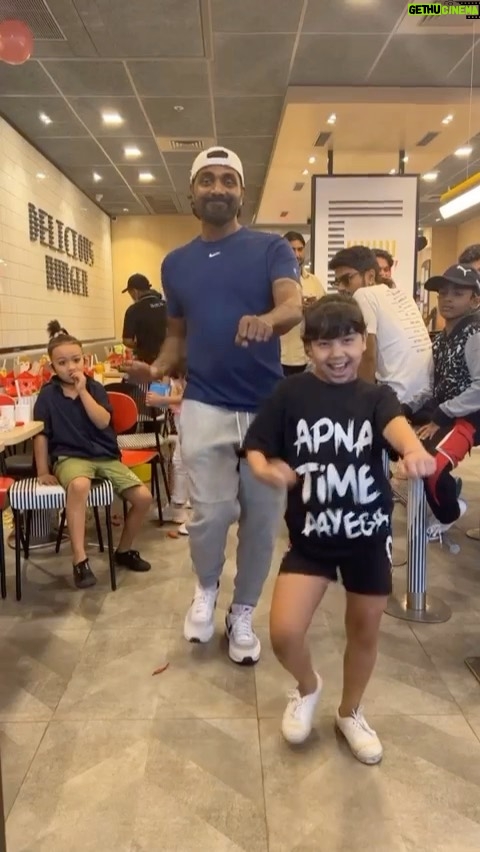 Remo D'Souza Instagram - Miss u my super hero 🦸♂️ @remodsouza sir . . . . . . . . . . . . . . .#reelsinstagram #reelsvideo #reelsindia #foryoupage #appunpegu #remodsouza #totheculture Filmistan Studio