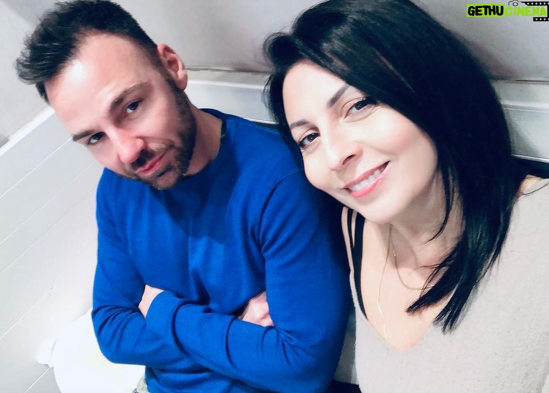 Renato Novara Instagram - Per scoprire chi è la donna delle foto, vai alla foto successiva!!! 🤣🤣🤣