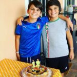 Renato Novara Instagram - Auguri Tommy!!! 🎁❤️