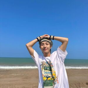 Renjun Instagram - 🌊☀️