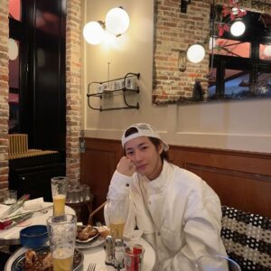 Renjun Instagram - 🌹