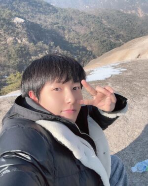 Renjun Instagram - ⛰️