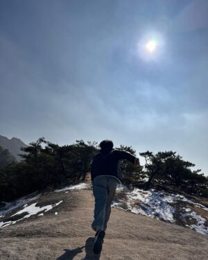 Renjun Instagram - ⛰️