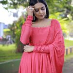 Renu Soundar Instagram - ❤️ 📸 @shihabu.sbs Costume @pastelsdesignstudio Mua @vini_makeup_artist_ Styled by @joe_elize_joy