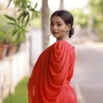 Renu Soundar Instagram - Do it big, do it right, and do it with style. Outfit @picara.design Mua @prince_t_narayanan Pictures @shihabu.sbs #style #designer #picara #keraladesignerwear #international #internationaldesigner #artistic #artist #renusoundar #happiness #southindian #southindianactress