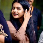 Renu Soundar Instagram - ❤️. 📸 @vgabhijith.in #iffk #iffk2022 #iffklive #iffkkerala #tvm #renusoundar #cadidphotography #happiness