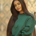 Renu Soundar Instagram - @muski.co Stylist @suji_chekku 📸 @ishak___ismail #muski #hairlove #selfcare #hairtreatment #keratintreatment Muški Studios