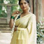 Renu Soundar Instagram - Happy Onam 🌸🌼🌸🌼 May the colour and lights of Onam fill your home with happiness and joy. Have the most beautiful Onam..🌼🌸 Attire ; @arrco_iriisbyallenna Photography ; @ishak___ismail #kerala #onam #festival