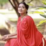 Renu Soundar Instagram - Do it big, do it right, and do it with style. Outfit @picara.design Mua @prince_t_narayanan Pictures @shihabu.sbs #style #designer #picara #keraladesignerwear #international #internationaldesigner #artistic #artist #renusoundar #happiness #southindian #southindianactress
