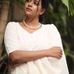 Renu Soundar Instagram - Here's to new beginnings in 2023! 🥂🎉 👗@azora__women 📸 @toms_g_ottaplavan @afsal_kizwa @olive.courtyard #newyear #2023 #renusoundar