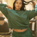 Renu Soundar Instagram - @muski.co Stylist @suji_chekku 📸 @ishak___ismail #muski #hairlove #selfcare #hairtreatment #keratintreatment Muški Studios