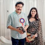 Renu Soundar Instagram - When in the presence of an illuminated person, you start shining bright too… @director_vinayan @_rk_weddings #pathonpathamnoottandu #mentor #blessed #renusoundar