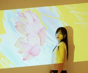 Reo Kurachi Instagram - 自分で描いた絵を投影してます。
描いたはいいが、使い道が無かった絵。