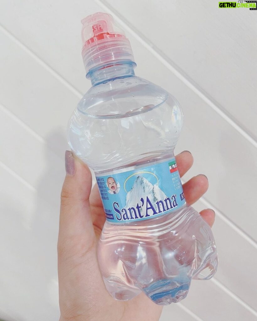 Reo Kurachi Instagram - 可愛い水飲みました。