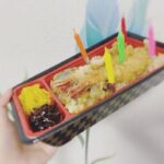 Reo Kurachi Instagram - こちらは、2020年のバースデーインスタライブの際に用意した天丼ケーキ（ただの天丼？） 今年は5/21から5/22にかけて （5/21 23:45スタート予定） インスタライブします✨ チラッと覗きにきてくれたら嬉しいです！