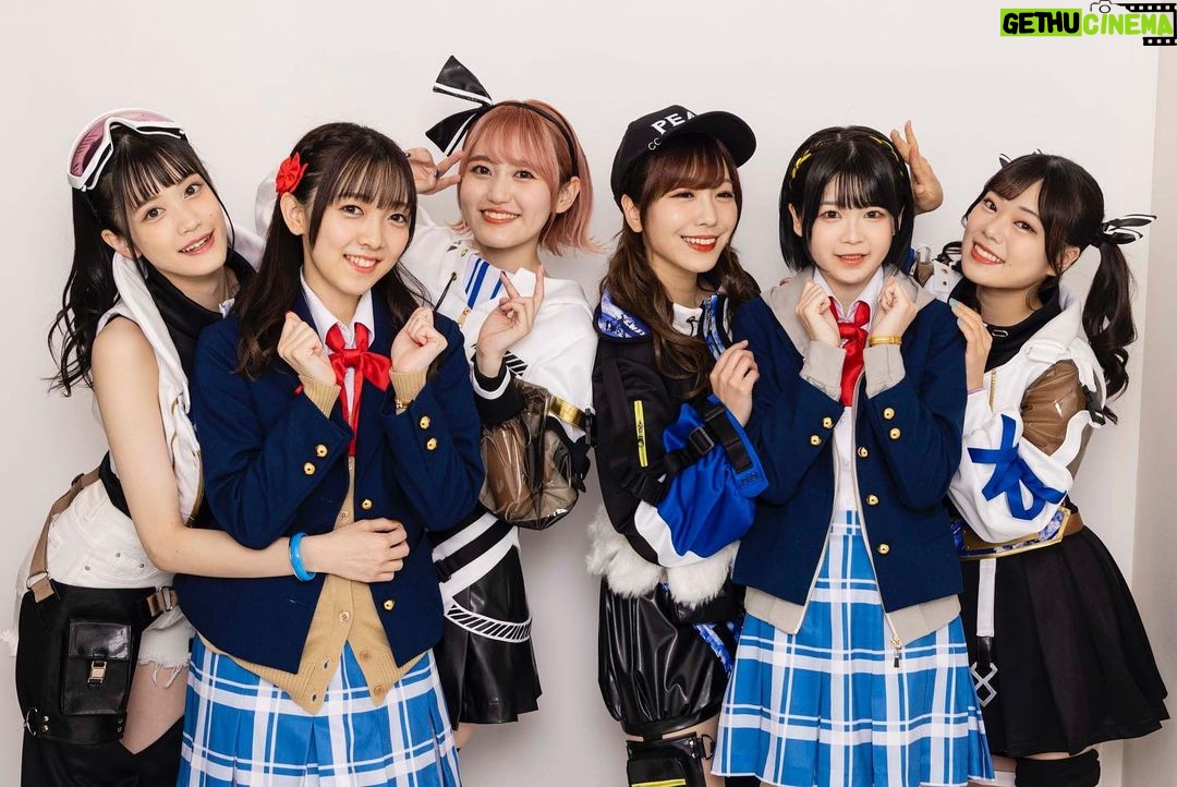Reo Kurachi Instagram - #d4fes_ピキピキ バタバタしてたら、 インスタにはお写真何も載せてなかったや💦 ピキちゃん、少ないリハで頑張りました! どんな状況でも、ステージに上がってしまえば、絶対大丈夫って思える、そんな尊敬する3人となので、 とにかくいつも楽しいんだ☺️ ステージ上でアイコンタクトして、「コッチいくね!」みたいなのを自然と沢山してる気がします。 ちょっとよくわかんない倉知の発言😂にも、笑ってくれる、優しくてあったかい場所です✨