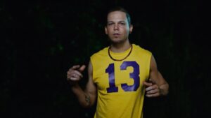 Residente Instagram - Esto va por lo que somos, por lo que fuimos. 
Por to lo que tenemos, por to lo que tuvimos. 
Por las lloradas, por toa las carcajadas.
Por to los triunfos y por todas las cagadas .
[R]🥃 LINK EN BIO