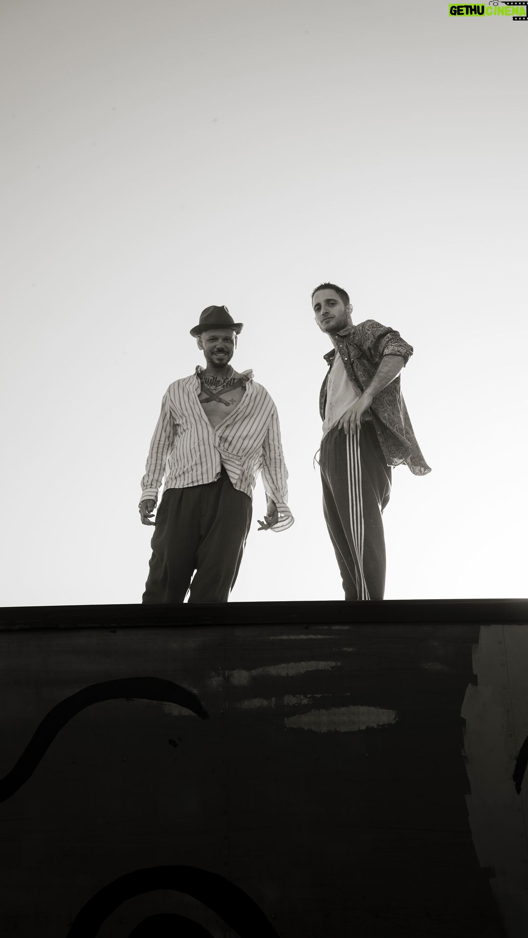 Residente - 307.8K Likes - Mañana 6pm PR🇵🇷 / 7pm Arg🇦🇷🍿