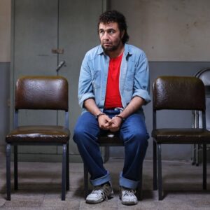 Reza Attaran Instagram - اكران مردمى امروز چهارشنبه ساعت ١٠ شب ، ازسينما كورش به سينما آزادى ، تغييرمكان پيداكرد ....٢١ تيرماه