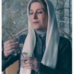 Reza Attaran Instagram - ... صداى على معلم هميشه دريادها خواهدماند 🎬 ....
ساخت ويدئو : عليرضا جعفرزاده
🎬🍎🌿🍇🎂🎂🎂🍇🌿🍎🎬