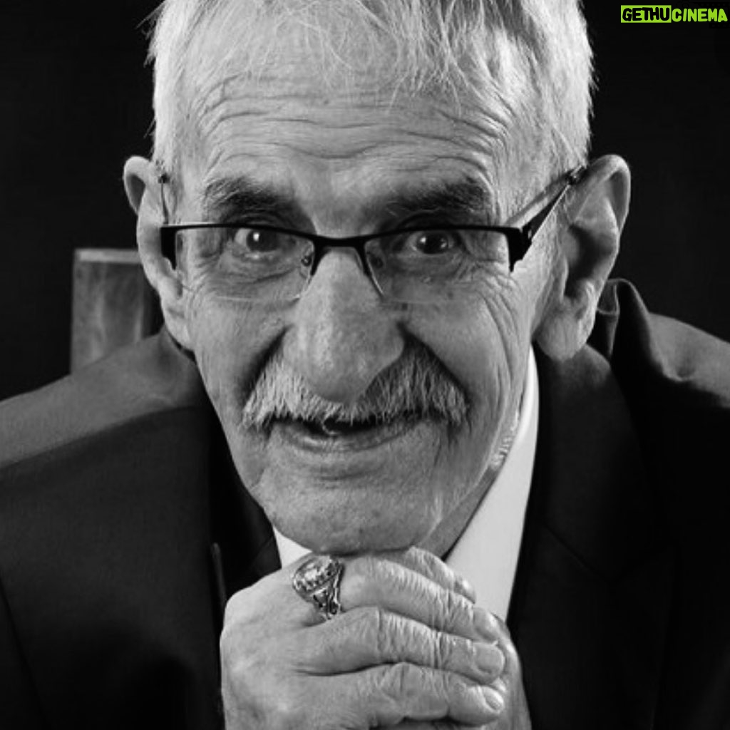 Reza Attaran - 626.8K Likes - .٠٠٠٠ پور مخبر عزيز هم رفت ٠٠٠
الهى