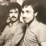 Reza Attaran Instagram - ....‌.‌تازه‌فهمیدم‌‌دو‌روز‌پیش‌تولدم‌بوده‌......🤣 🌹😷❤️🍺🎬🍷🧿🍅🍎🍊♣️🍭🥕🌹 خوابگاه‌دانشجویی،با‌دوست‌عزیز‌،علی‌سمیعی من‌سمت‌راستی‌ام