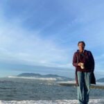 Rhinnan Payne Instagram - The ocean and I are trying to be friends again.