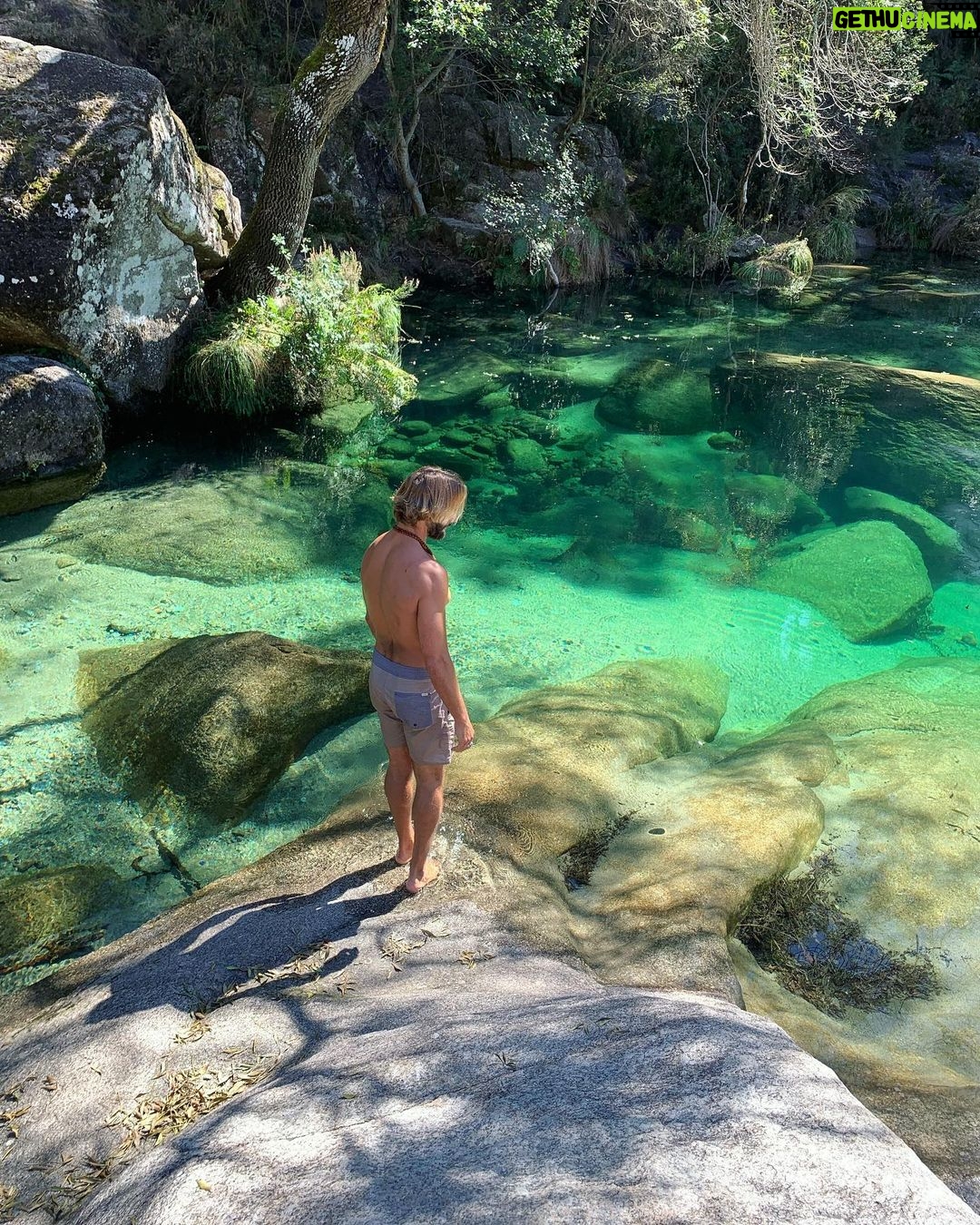 Ricardo Guedes Instagram - 💚 …green bubble… 💚 * * * leaving no sticky residue behind ♻️