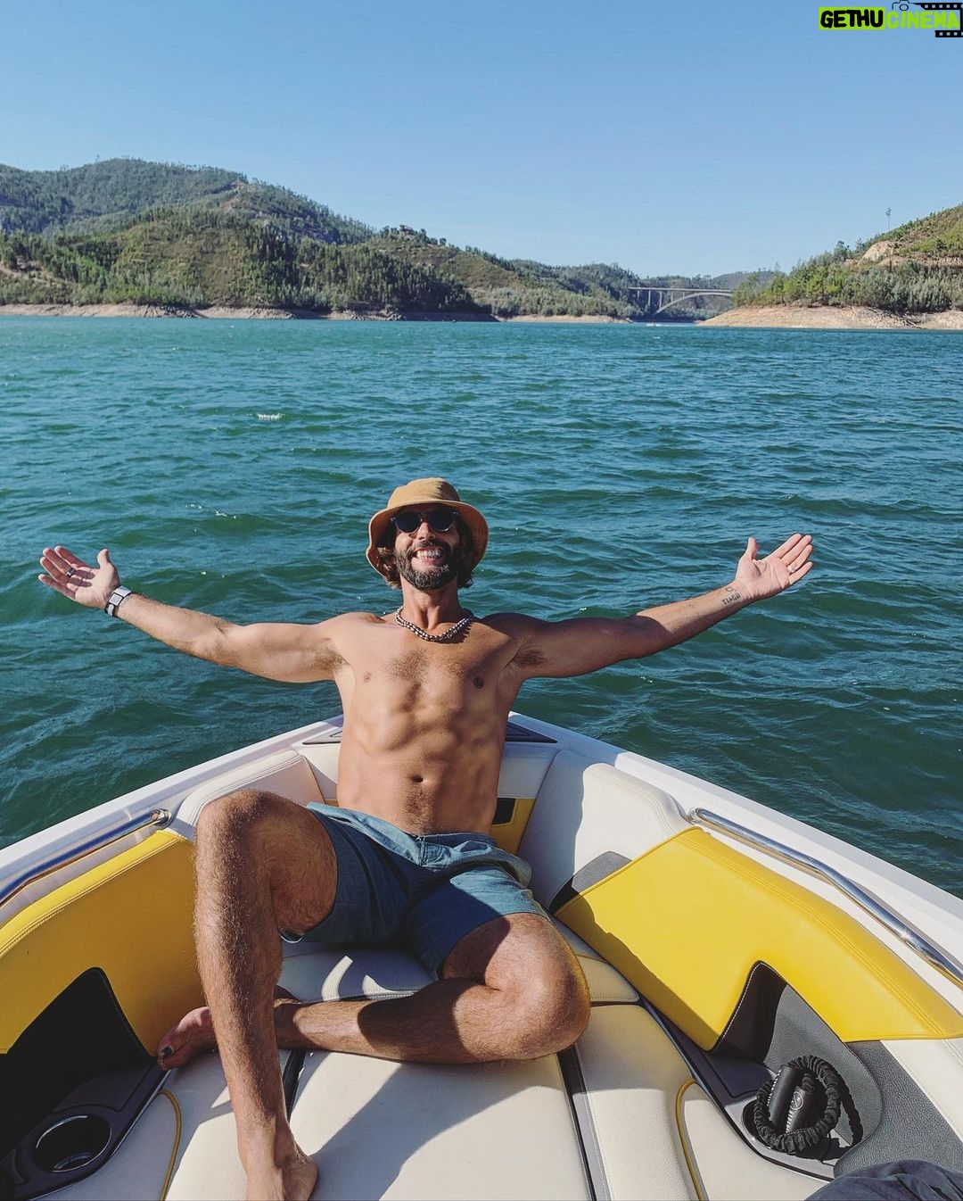 Ricardo Guedes Instagram - 🐝 … Sweatember … 🐝