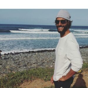Ricardo Guedes Instagram - 🌱 ... Life in Slowmotion ... 🌱
*
*
*
Hot stones & salty skin 🔥