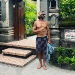 Ricardo Guedes Instagram - 🤜✨🤛 * * 🎨 de cores e gelados picantes 🌶️ Terima kasih 🅱️ali 🏝️