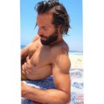 Ricardo Guedes Instagram - 🌴... Moving forward... 🍍🌴 * * Stay healthy stay happy. Times are changing.