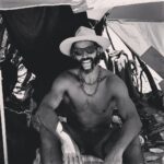 Ricardo Guedes Instagram - 🤍... Primitive Human... 🤍 * * * Posso evoluir de formas diferentes que o fogo vai ser sempre o mesmo * 🔥