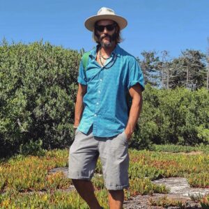 Ricardo Guedes Instagram - 🌻... Slow Ride... 🌻
*
*
*
A Velocidade dá controlo mas eu prefiro viver em câmera lenta
*
Pressa?!.... Nenhuma 
*
 ☝️🤠👌