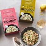 Ricardo Larrivée Instagram - Découvrez tous nos produits RICARDO à base de poisson et de fruits de mer en exclusivité chez IGA. Des risottos délicieusement crémeux, notre gravlax de saumon, notre coquille Saint-Jacques et notre lasagne aux fruits de mer sont des plats prêts à servir et parfaits pour impressionner vos invités sans vous casser la tête. 🍤✨ Lien dans le profil (@ricardocuisine) pour les découvrir.