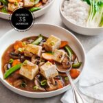 Ricardo Larrivée Instagram – De nombreuses nouvelles recettes simples et rapides à cuisiner arrivent dans nos assiettes! En plus d’être économiques, elles sauront vous réchauffer pour les derniers mois d’hiver. Découvrez toutes nos recettes de semaine dans le magazine en kiosque (p. 20), aussi disponibles pour les abonné·e·s du magazine sur notre site Web. 🍽😋

Lien dans le profil (@ricardocuisine) pour voir toutes nos offres d’abonnement.