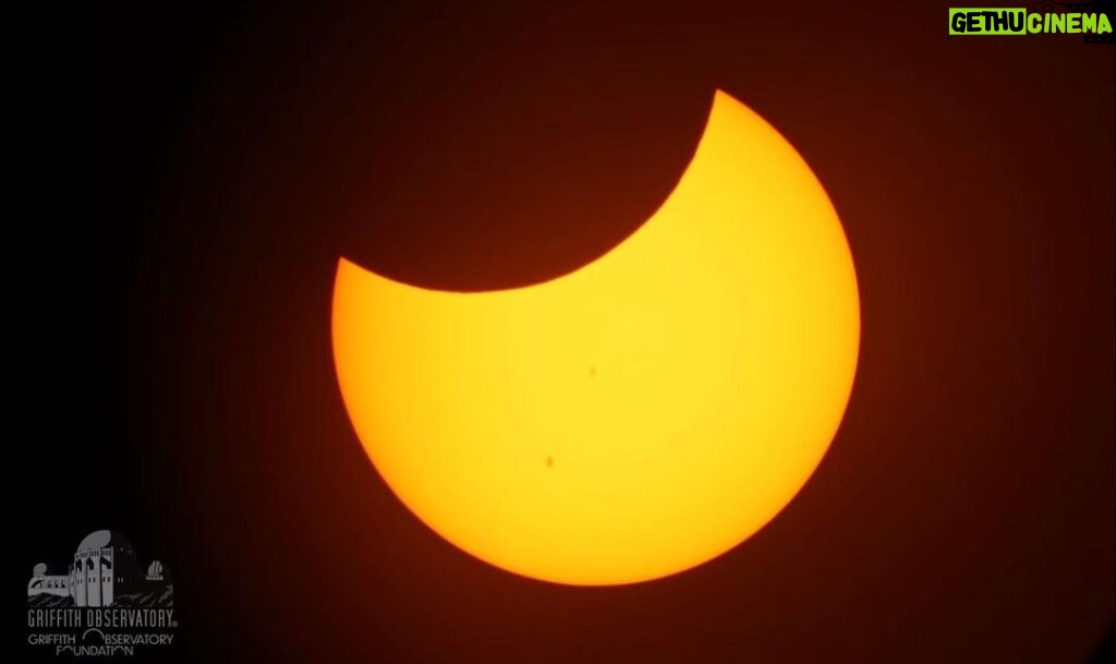 Rick Dees Instagram - The "Ring Of Fire" Partial Eclipse is happening RIGHT NOW! Is it visible where you are? #RingOfFire #Eclipse Watch it LIVE from the Griffith Observatory: https://www.youtube.com/watch?v=zF9mLgQ5orQ